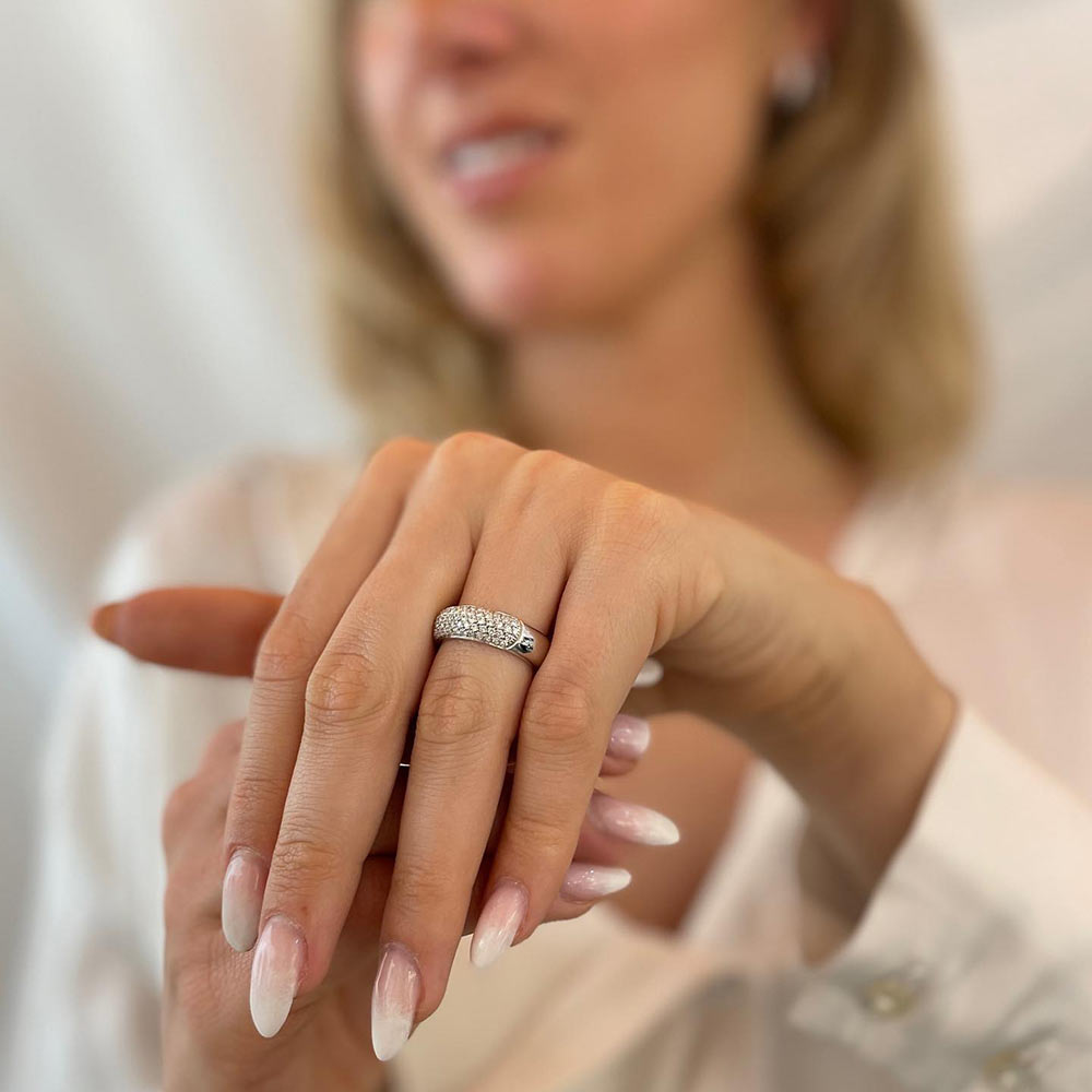 Anello Pavè Oro Bianco con Diamanti Davite & Delucchi