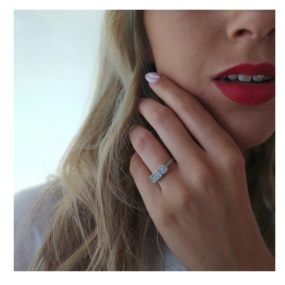 Anello Trilogy Multipietra Oro Bianco con Diamanti Davite & Delucchi