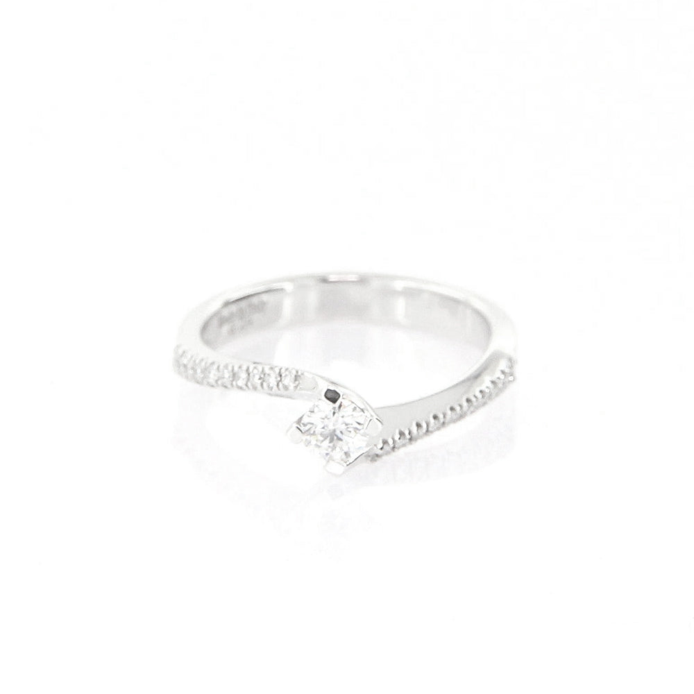 Anello Solitario Oro Bianco con Diamanti Davite & Delucchi