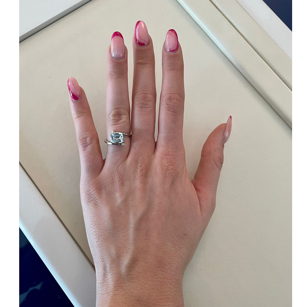 Anello con Pietra Acquamarina Oro Bianco con Diamanti Davite & Delucchi