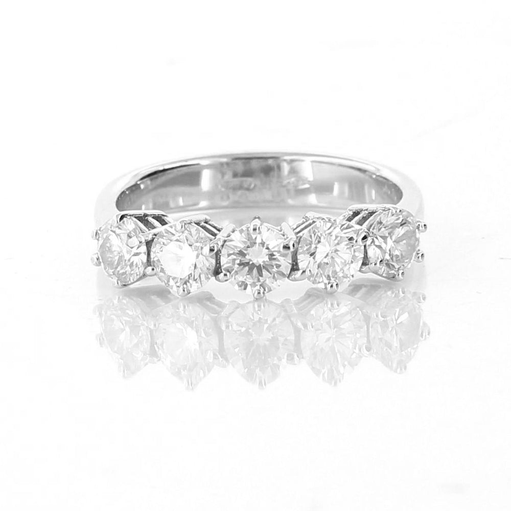 Anello in Oro Bianco con Diamanti