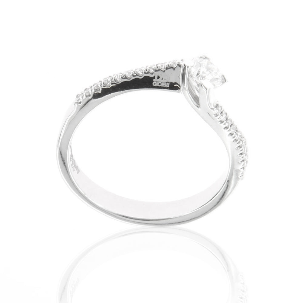 Anello Solitario Oro Bianco con Diamanti Davite & Delucchi