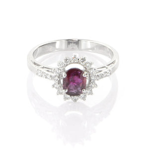 Anello Rosetta in Oro Bianco con Diamanti e Rubino