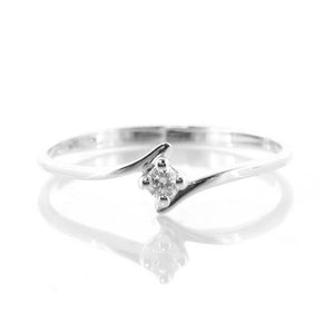 Anello Solitario in Oro Bianco con Diamanti Davite & Delucchi