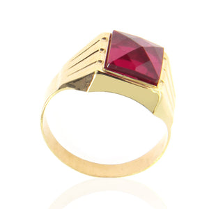 Anello Uomo in Oro Giallo con Rubino Sintetico